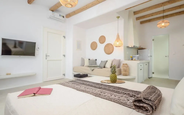 Naxos Nature Suites