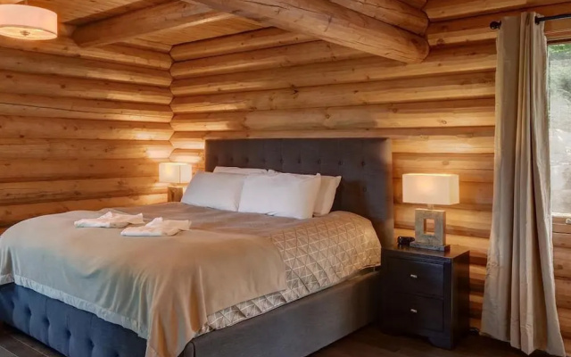 Chalet Blue Jay