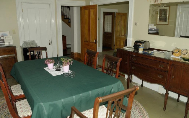 YesterYears Bed & Breakfast