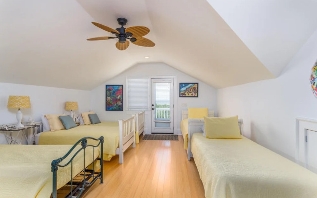 4205 9th Street by Hodnett Cooper