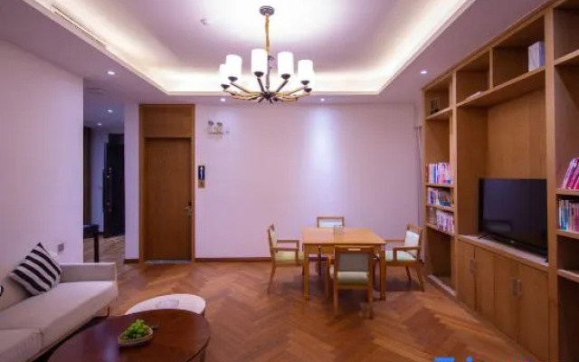Yiyang Lefu Hot Spring Holiday Hotel