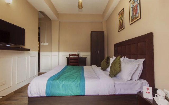 OYO 12335 Hotel Milestone
