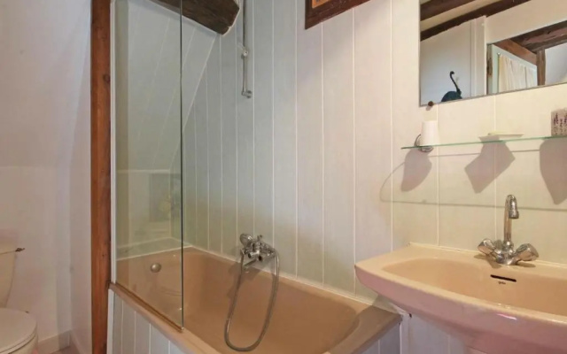GiTE SARCEAUX, 4 PIèCES, 7 PERSONNES - FR-1-497-131