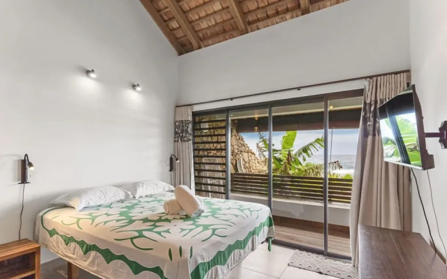 Shoreline Getaway Spacious 3BR Villa in Moorea