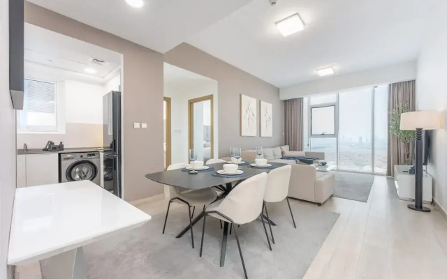 Sophisticated 1 Bedroom Apartment in Bloom Tower B