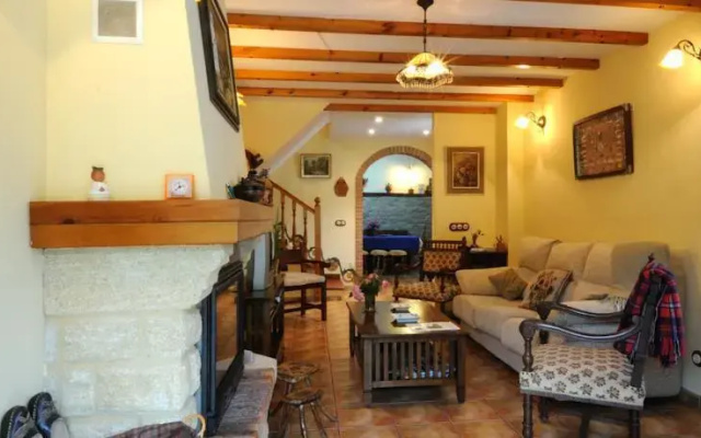 Casa de Aldea La Costica