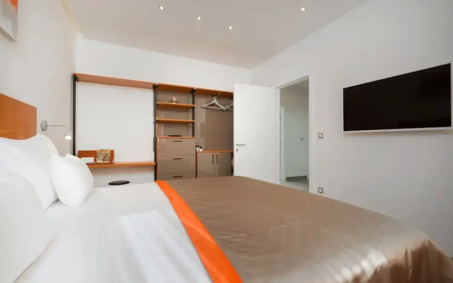Beach Residences Caroline