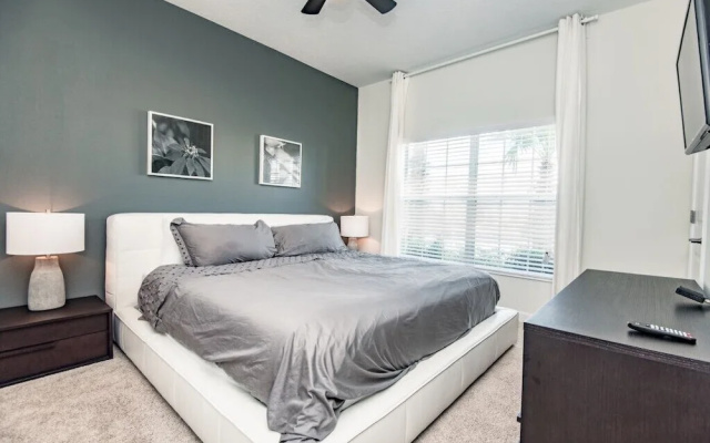 1592mvd 4 Bedroom Townhouse