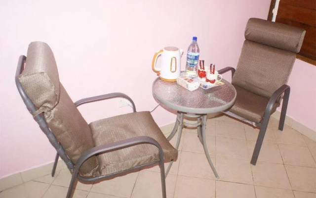 Bluepango Guest House  Hostel