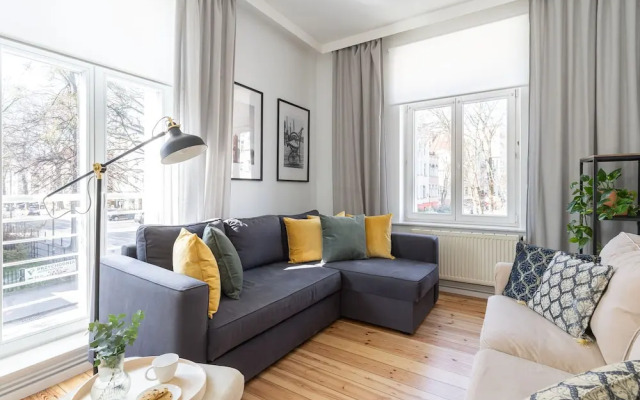 Lion Apartments - London