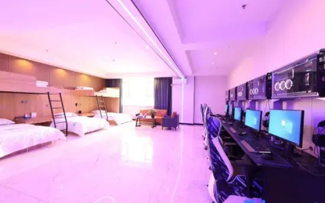 M Guochao Hotel
