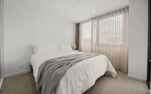 Chic and Elegant 1-bed in Unbeatable Location