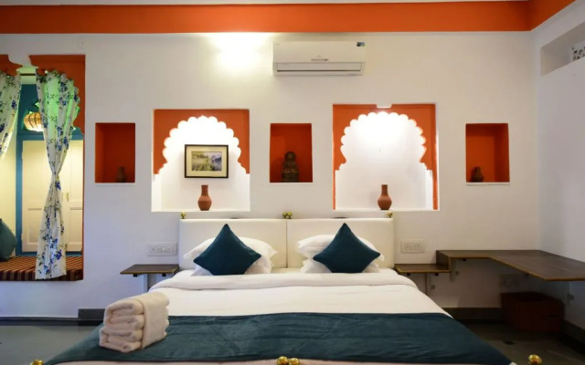 Hotel Udai Niwas By Lake Udaipur
