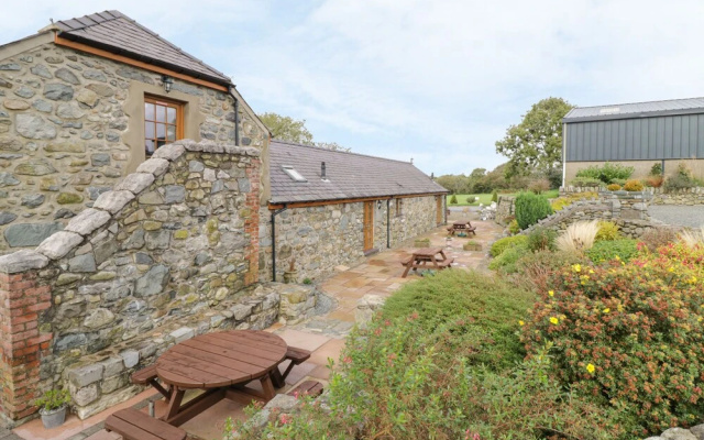 Lily Cottage