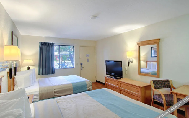 Motel 6 San Diego Mission Valley East