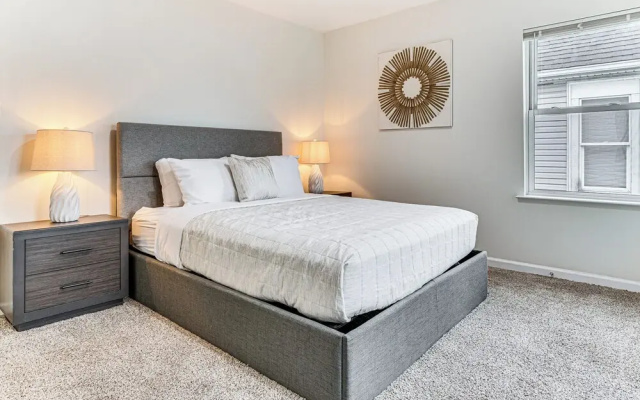 3 Mi to Downtown: Pet-friendly Indianapolis Home