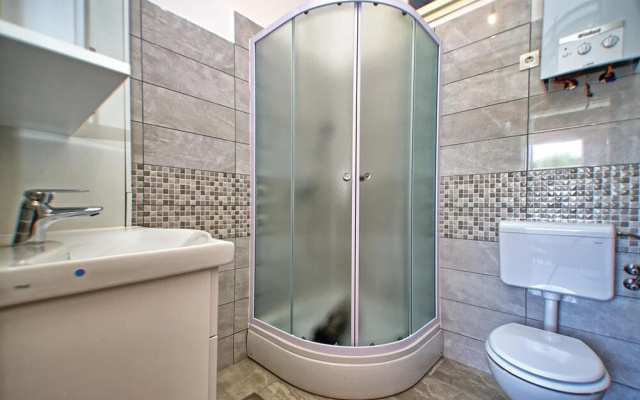 Nice Home in Vela Luka With 2 Bedrooms