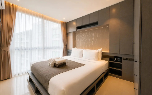 Квартира Modern 1BR at CityGate Kamala with Balcony