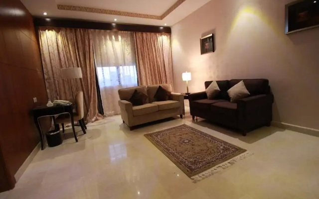 Bhanis Hotel