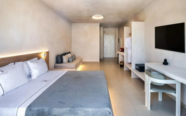 Aelia Luxury Suites