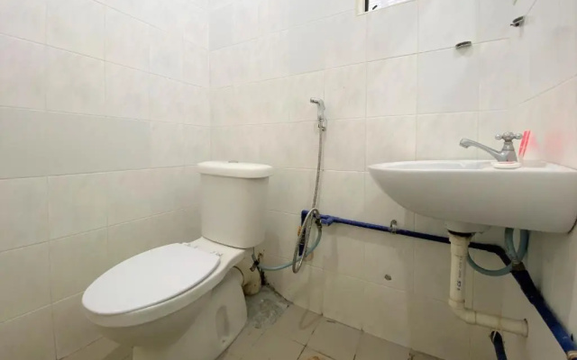 OYO 90159 Zahaar Hotel