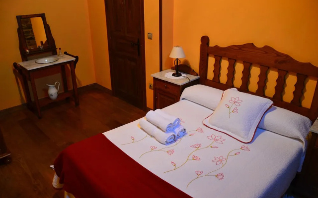 Apartamentos Rurales Ron
