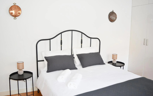 Kalathos House 4 Apartment by GT House