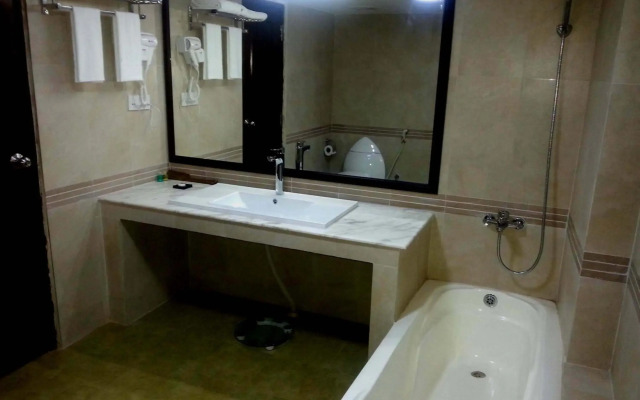 Aristos Boutique Hotel