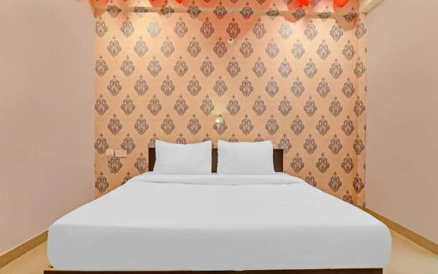 Capital O 70967 Hotel Aditya Grand