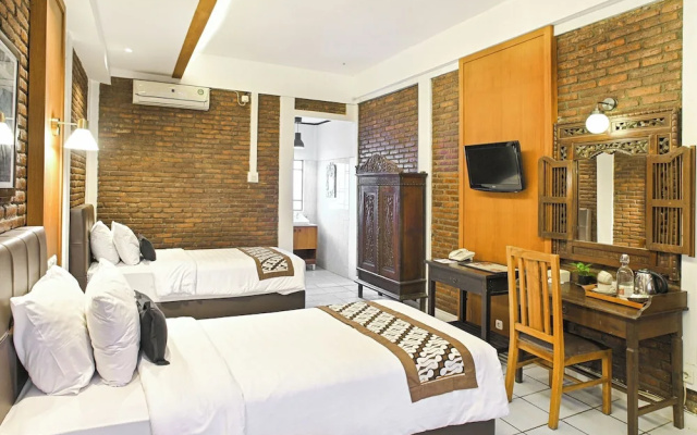 Paku Mas Yogyakarta