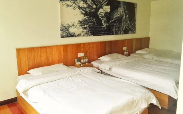 Chongqing Travelling With Hostel Jiefangbei Branch