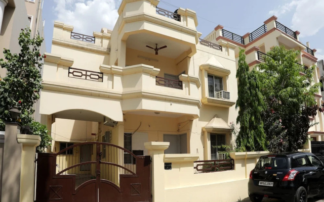 OYO 4229 Rishi Homes Stay