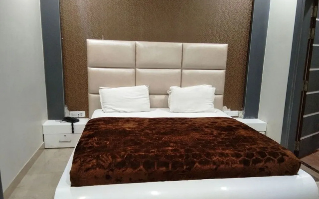 Hotel R P