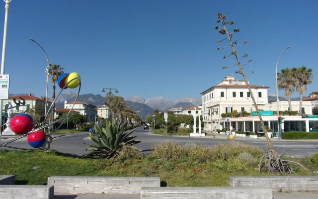 Mare 7 250m From Sea