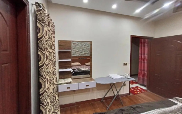 2BR Fully Furnished Modern House at Prime Location