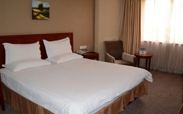 GreenTree Inn ShangHai Middle YanAn Road Express Hotel