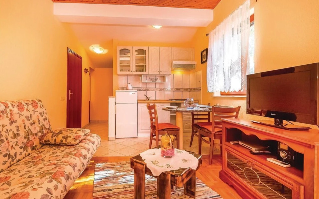 Stunning Home in Dramalj With Wifi and 1 Bedrooms
