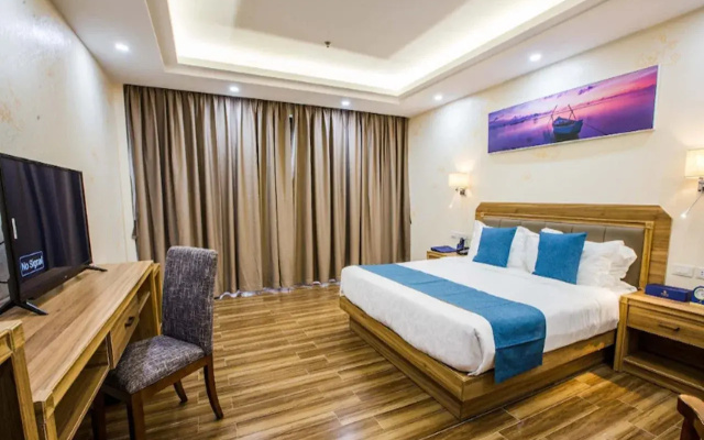 Costa Palawan Resort