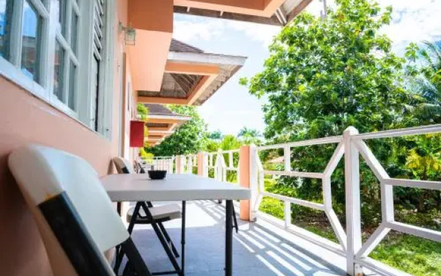 Shields Negril Villas