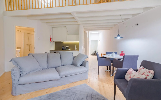 Taipas-11 in Oporto With 2 Bedrooms and 1 Bathrooms