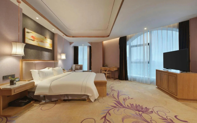 Wise Confidencen Jin Cheng Hotel
