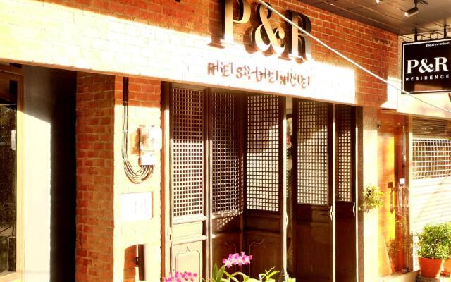 Отель P & R Residence вид на фасад