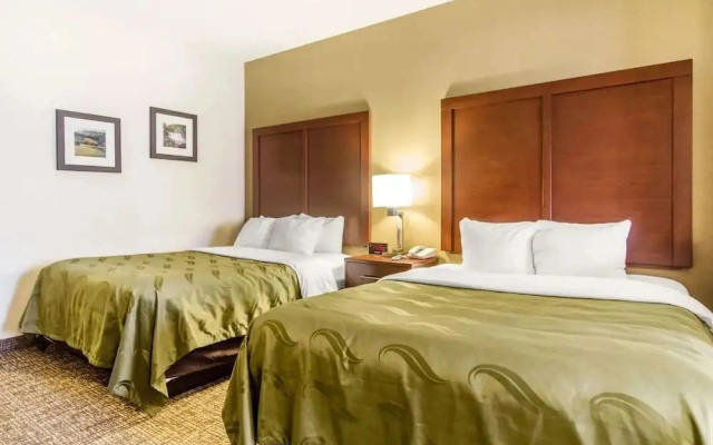 Hotelworld Inn & Suites