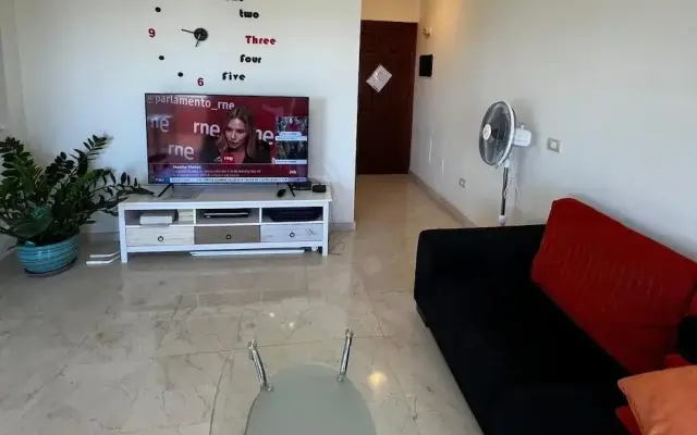 Elegant Palm Mar Apartment