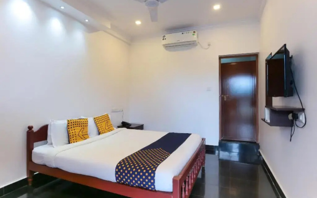Vattekad Tourist Home by OYO Rooms