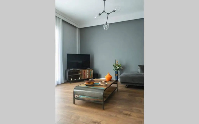 Fresh Downtown Modern 2 bdrm aptmt Thessaloniki