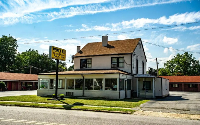 Coach House Inn