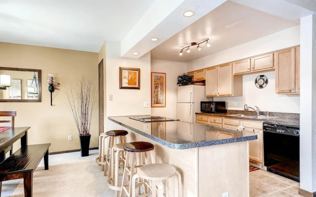 Park Place 101C by RedAwning