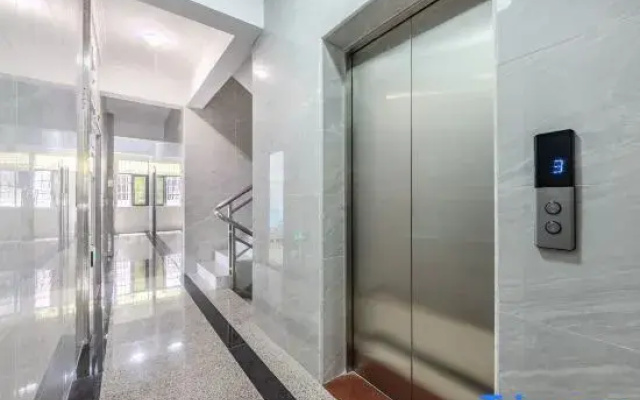 Zhongshan Davis Apartment (Shenwan)