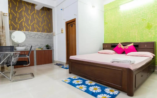 Trinayan Guest House